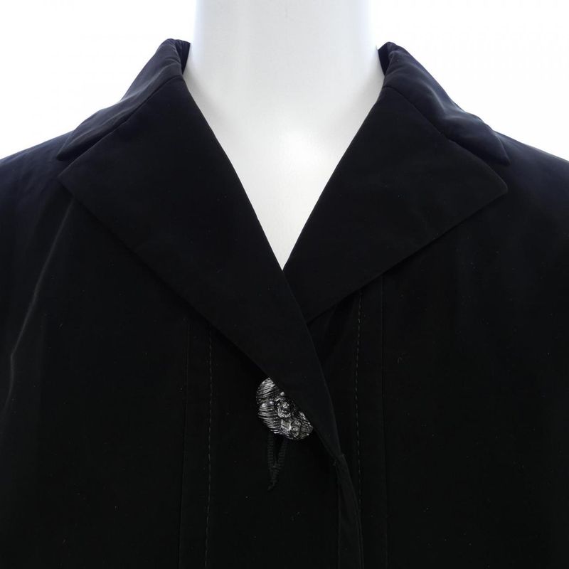 Chanel P75859v67122 Cape