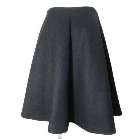 Prada 2013 Flared Skirt Knee Length Wool Size M Equivalent 40 170 66A Black X