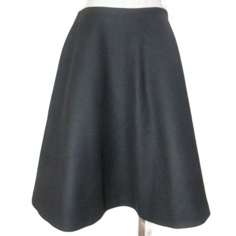 Prada 2013 Flared Skirt Knee Length Wool Size M Equivalent 40 170 66A Black X