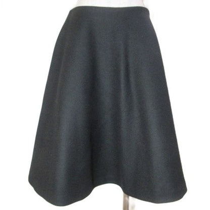 Prada 2013 Flared Skirt Knee Length Wool Size M Equivalent 40 170 66A Black X
