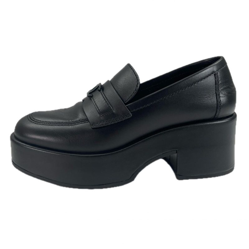 CHANEL 22B G39206 Thick-soled Leather Loafers With Coco Mark Hardware Black 35