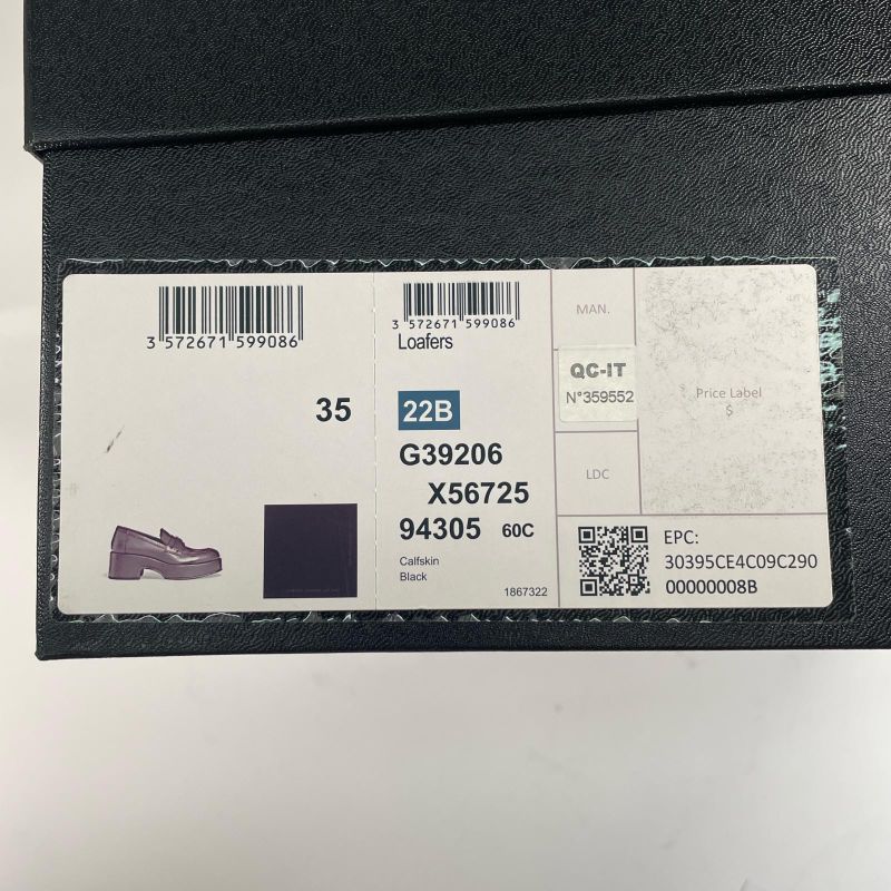 CHANEL 22B G39206 Thick-soled Leather Loafers With Coco Mark Hardware Black 35