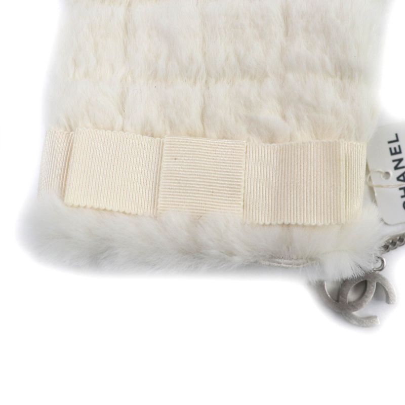 CHANEL Lapin Fur Ribbon Design Gloves With Coco Mark Chain Gloves Off White M