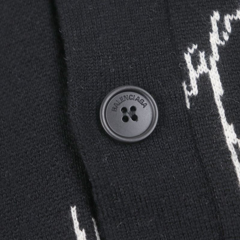 Balenciaga 23SS 724852 Logomaia All Over Cardigan V-neck Thick Knit Cardigan