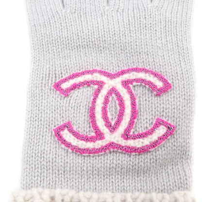 CHANEL 100% Cashmere Knitted Gloves With Coco Badge Gloves Grey Pink With Box