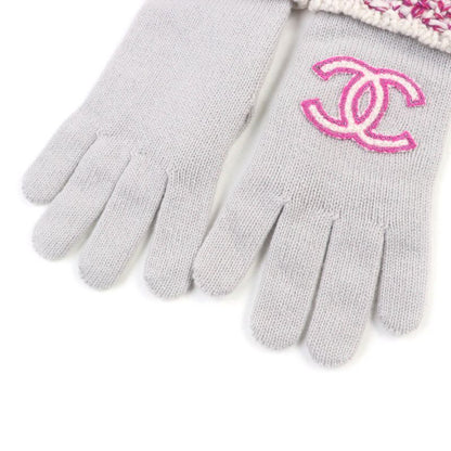 CHANEL 100% Cashmere Knitted Gloves With Coco Badge Gloves Grey Pink With Box