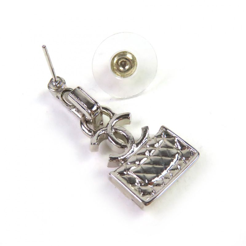 CHANEL Abb537 A23N Coco Mark Matelasse Bag Rhinestone Earrings For Both Ears