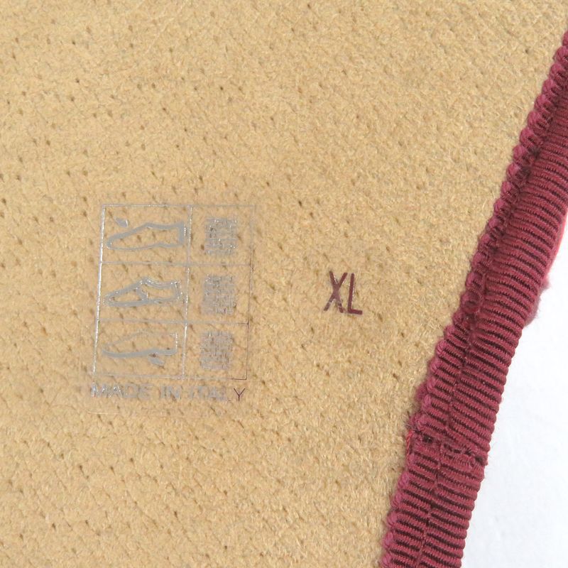 Gucci 662431 100% Silk Geometric G Eye Mask Neck Pillow Slippers Travel Set Red