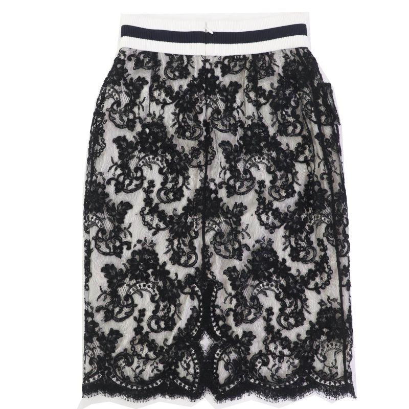 CHANEL P56061v42335 100% Silk Lining Floral Lace Skirt With Coco Mark Part