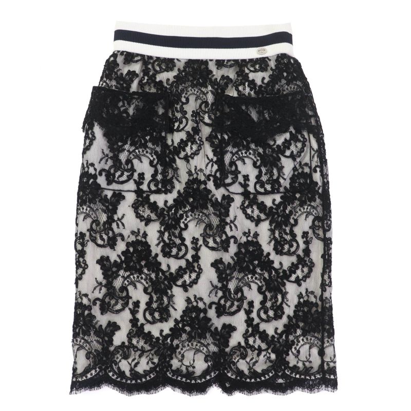 CHANEL P56061v42335 100% Silk Lining Floral Lace Skirt With Coco Mark Part