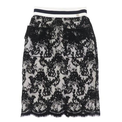 CHANEL P56061v42335 100% Silk Lining Floral Lace Skirt With Coco Mark Part