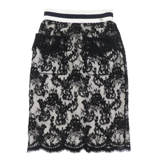 CHANEL P56061v42335 100% Silk Lining Floral Lace Skirt With Coco Mark Part
