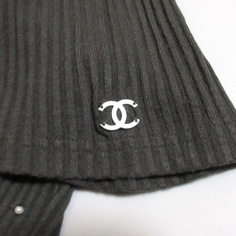 Good Chanel Pearl Embellishment Rib Knit Cut and Sewn P54332 Size 36 Gray