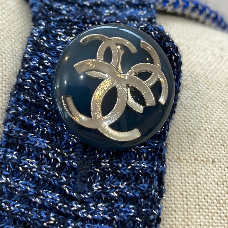Chanel Coco Mark Button Lame Cashmere Silk Blend Sleeveless Knit Sweater P56573
