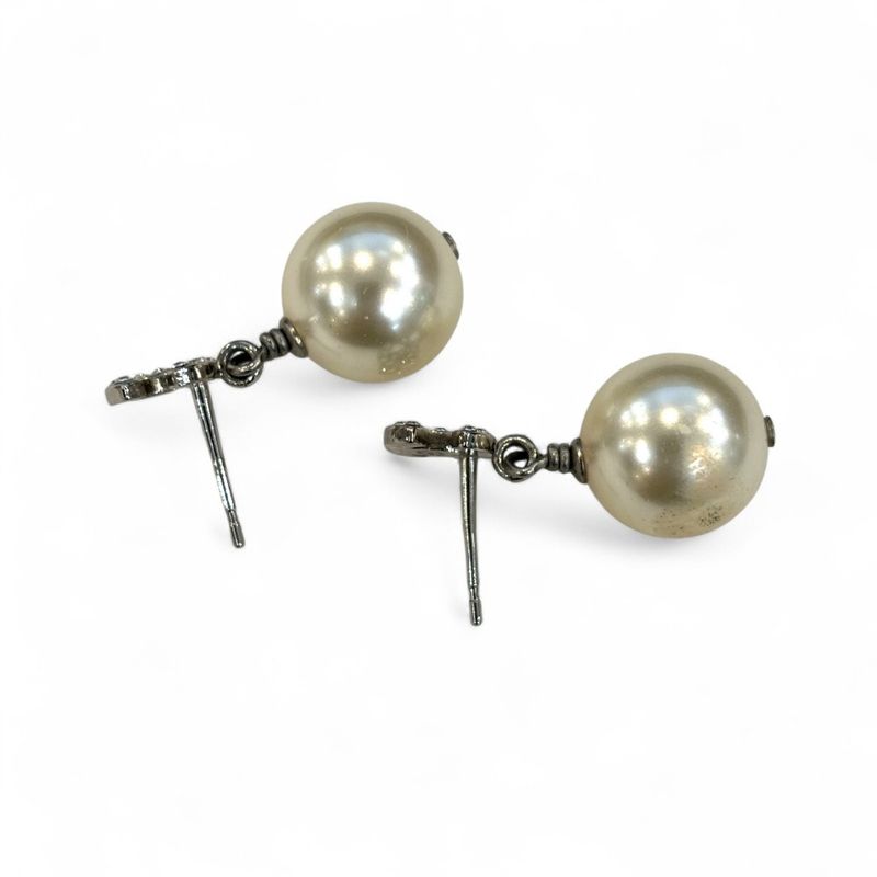 Good 16v Chanel Faux Pearl and Rhinestone Coco Mark Stud Earrings White Silver