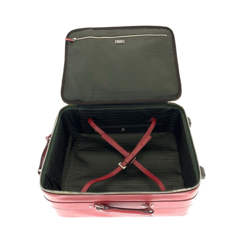Prada Saffiano Triangle Logo Plate Red Silver Hardware Leather Vv030k Carrying
