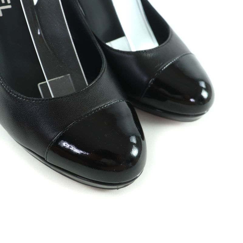 CHANEL G27744 Coco Mark Hardware Attached Patent Leather Use Suring Back