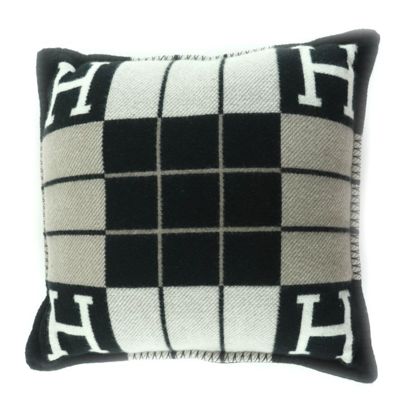 Hermes Avalon III PM Cashmere-blend Ecru Noir Black Current Product With H