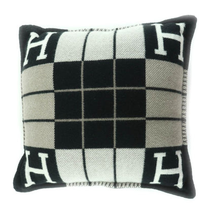 Hermes Avalon III PM Cashmere-blend Ecru Noir Black Current Product With H