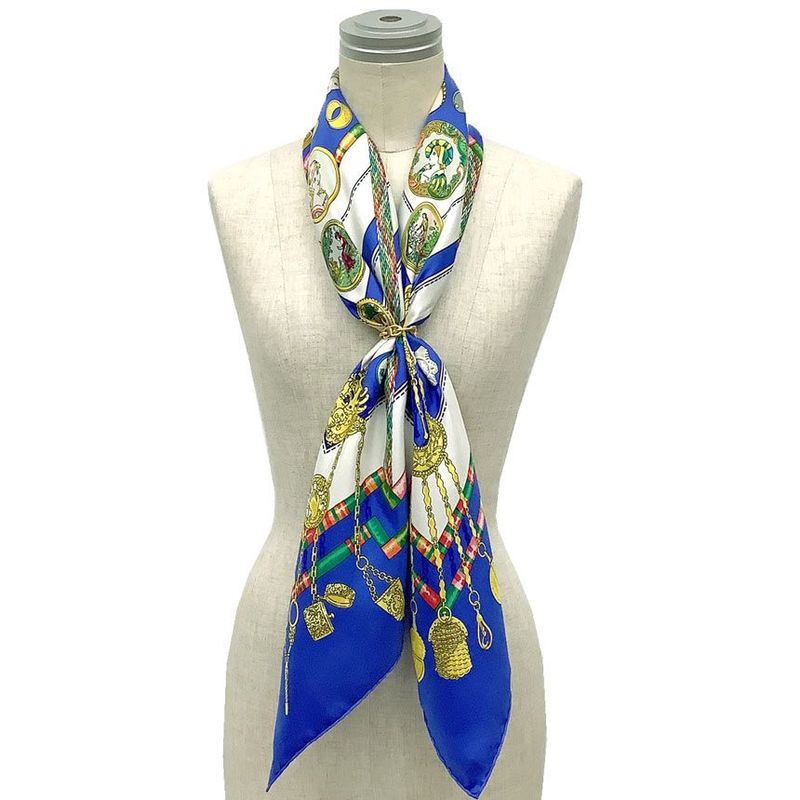 Hermes Carré 90 Petite Main Petite Main Seamstress Sewing Tools Blue Scarf