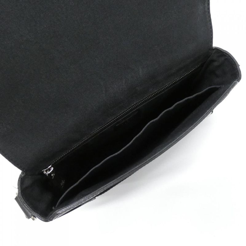 Louis Vuitton Taiga Romain PM M32852 Shoulder Bag