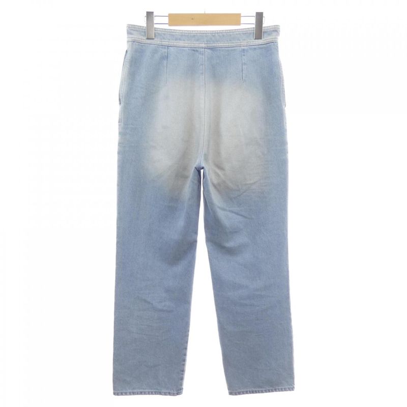 Chanel Look22 P76228v68736 Jeans