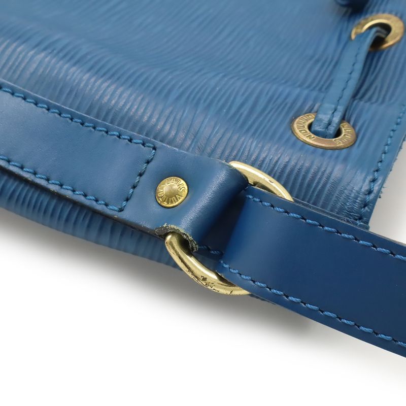 Louis Vuitton Epi Noe Drawstring Shape Shoulder Bag Semi Shoulder One Shoulder