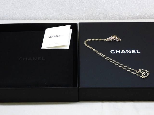 Item Chanel C25P Necklace - Coco Mark Heart Clear Stone Gold Color Ladies