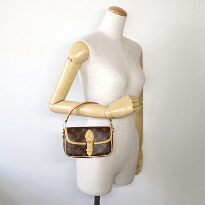 Louis Vuitton Handbag / Shoulder Bag Nano Diane M83298 Monogram Canvas Beigeleat