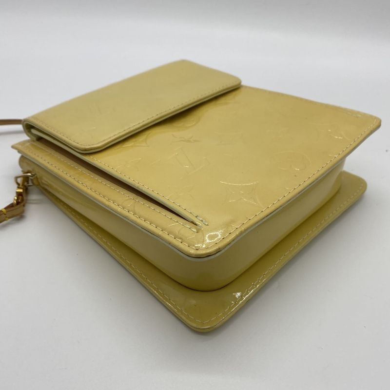 Louis Vuitton M91059 Motto Shoulder Bag Pochette Monogram Vernis Yellow Vintage