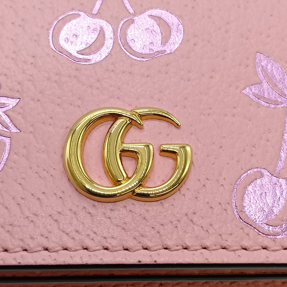 Gucci Ggmarmont Bifold Wallet Straberry & Cherry Marmont 456125 203887 Pink