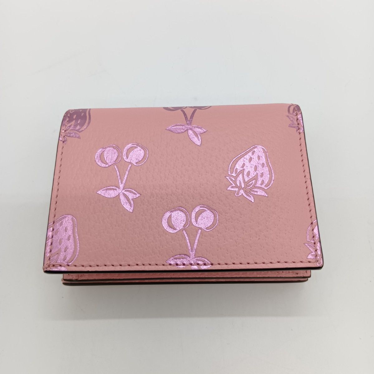 Gucci Ggmarmont Bifold Wallet Straberry & Cherry Marmont 456125 203887 Pink