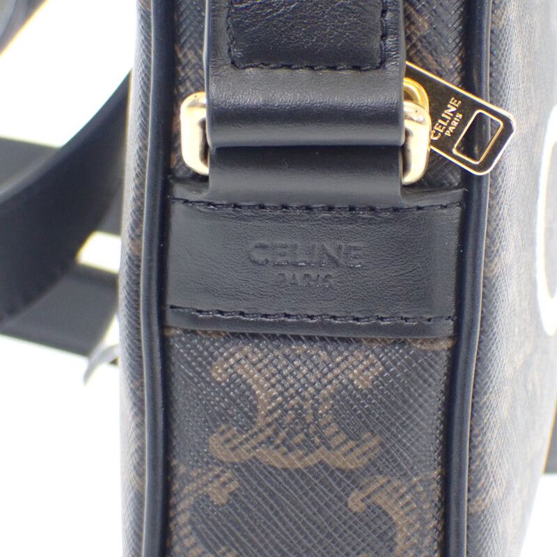 Celine Medium Messenger 194502cim.38og Shoulder Bag PVC Black Gold Hardware
