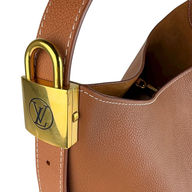 Louis Vuitton Shoulder Bag Rowkey Hobo MM M24974