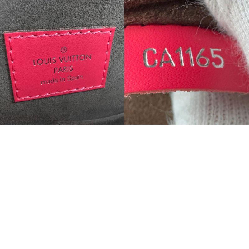 Louis Vuitton Shoulder Bag Handbag Epi Cluny BB M42051