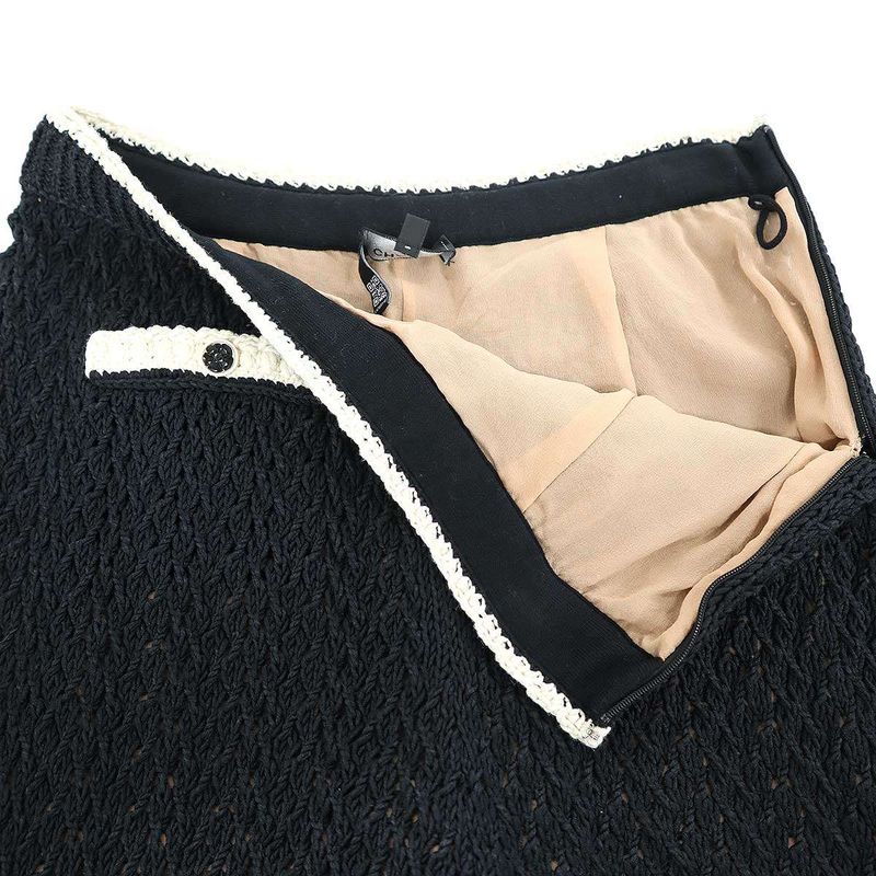 Chanel 2022 Resort Cotton Silk Low Gauge Knit Pants P7201k10363 Black White 38