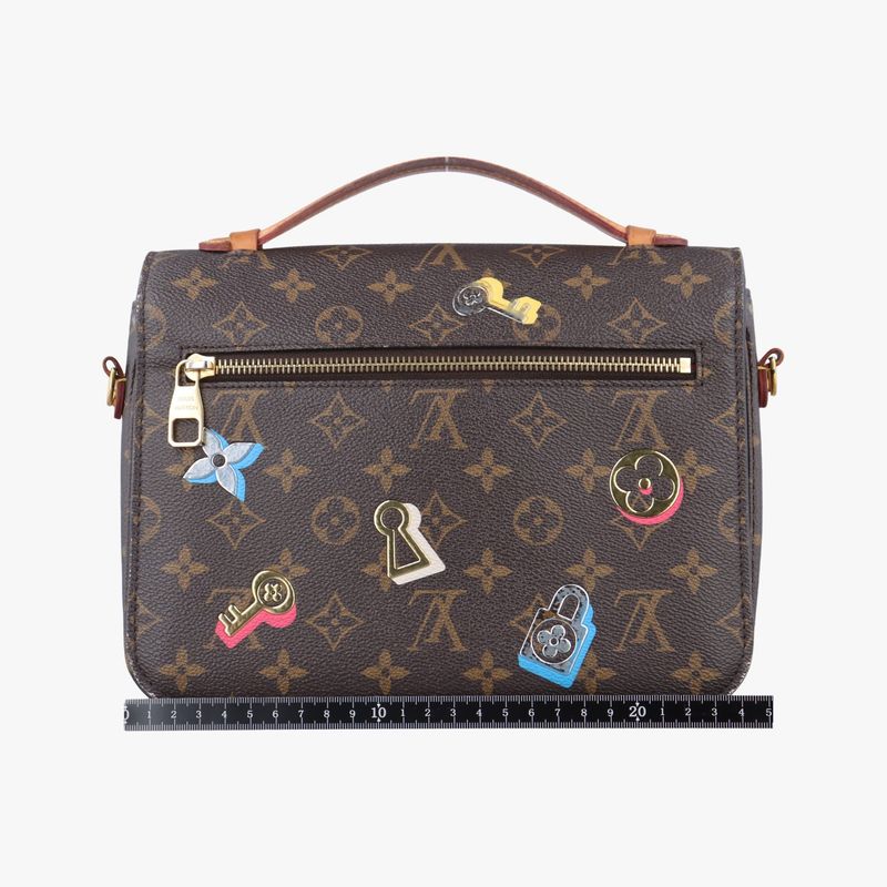 Louis Vuittonpochette Metis MM Monogram / Brown And Multicolor Monogram Canvas