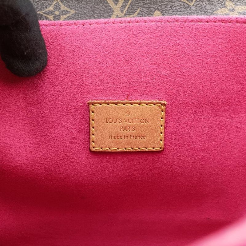 Louis Vuittonpochette Metis MM Monogram / Brown And Multicolor Monogram Canvas