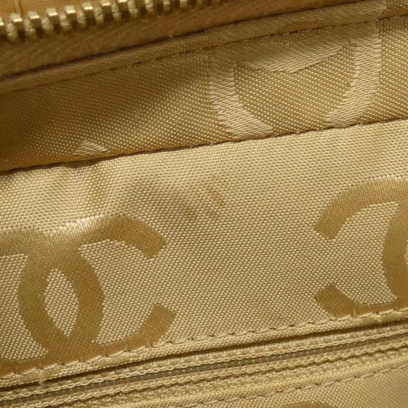 Vintage Chanel Wild Stitch Line 14693 Bag