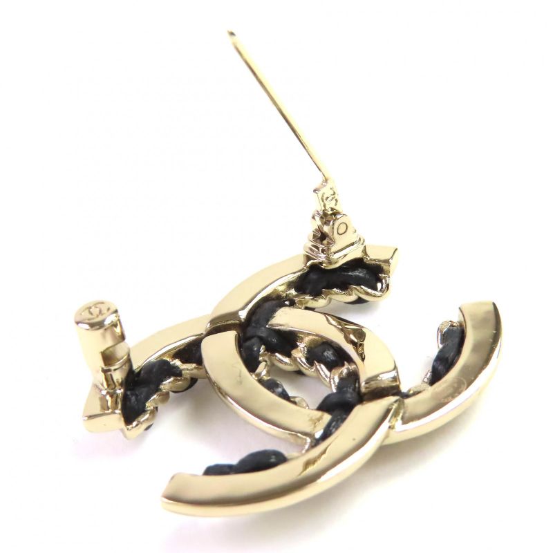 CHANEL Ab7872 B22P Lamb Leather Coco Mark Brooch Gold Black Made In Italy