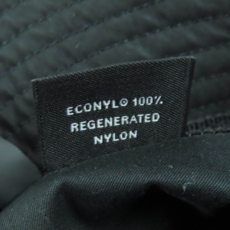 Prada 2hc137 Re-nylon Triangle Logo Plate Triangle Plate Bucket Hat Black M