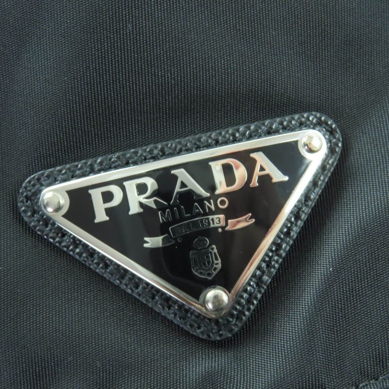 Prada 2hc137 Re-nylon Triangle Logo Plate Triangle Plate Bucket Hat Black M