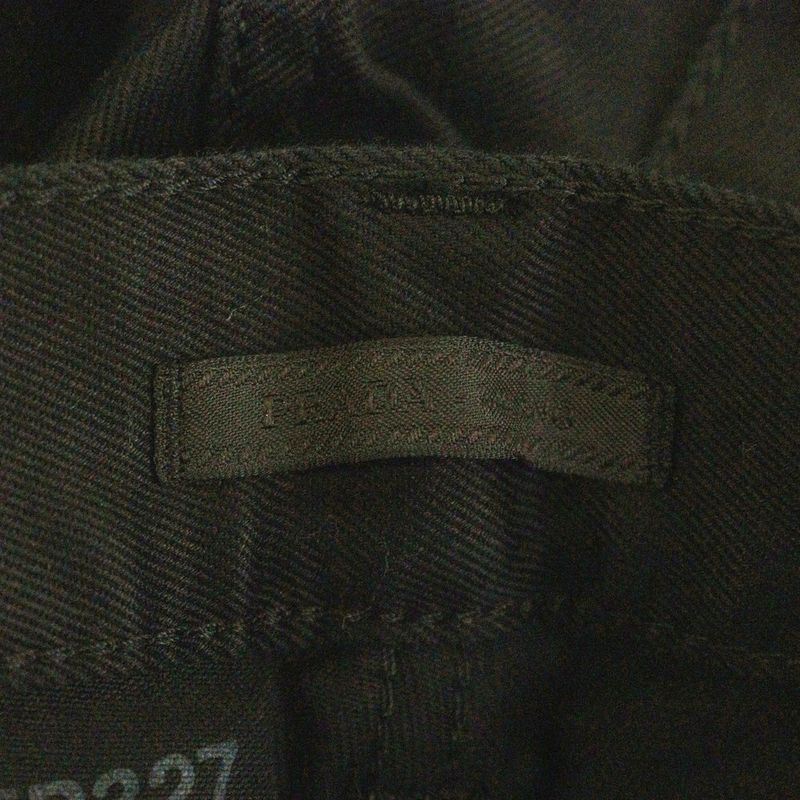 Prada Skinny Pants With Pocket Logo Black Gep327