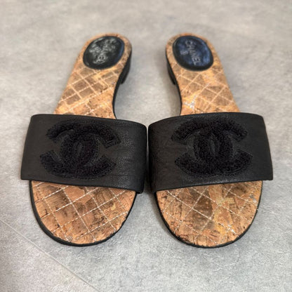Chanel Coco Mark Leather Fur Matelasse Slide Sandals Flat Sandals 35c 22cm