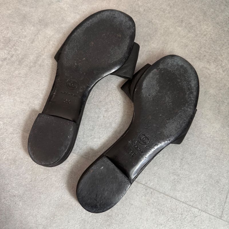 Chanel Coco Mark Leather Fur Matelasse Slide Sandals Flat Sandals 35c 22cm