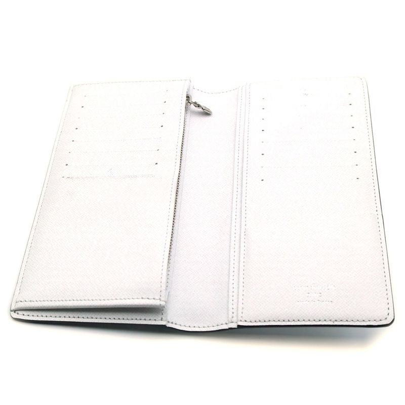 Louis Vuitton Taiga Lama Portefeuille Brazza Untactica Long Wallet Long Wallet