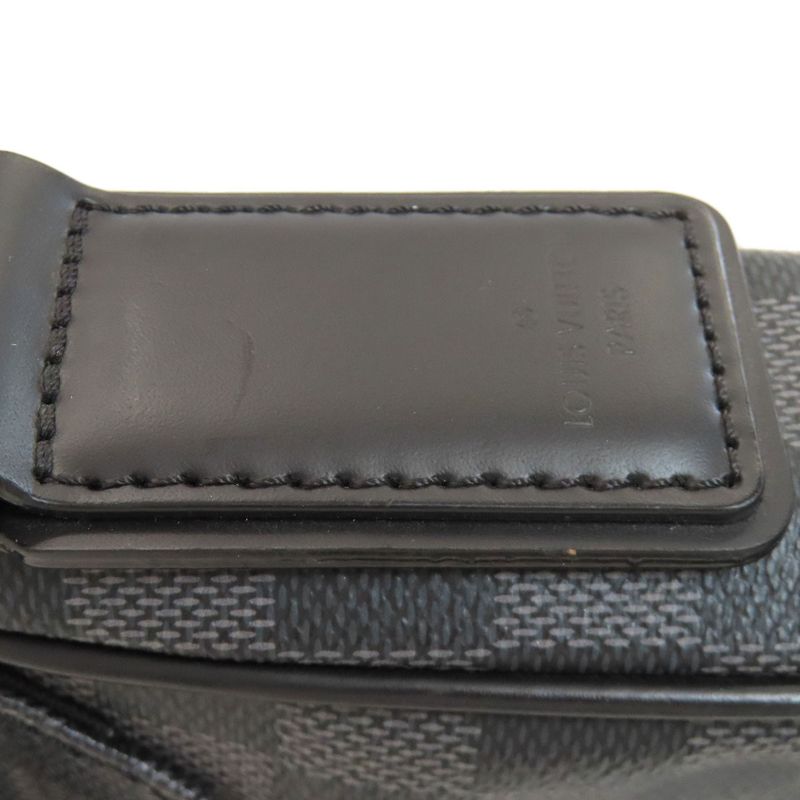 Louis Vuitton N41260 District PM Shoulder Bag Damier Canvas Women