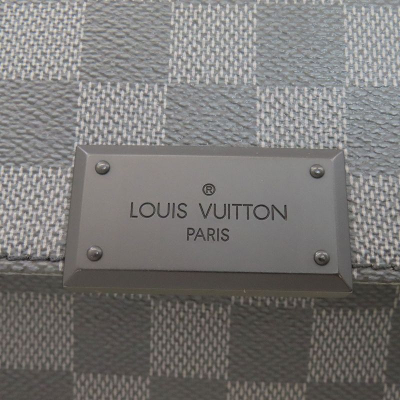 Louis Vuitton N41260 District PM Shoulder Bag Damier Canvas Women
