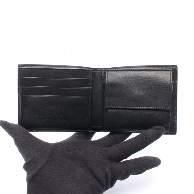 Bottega Veneta Bifold Wallet Cassette Black Leather Cassette Bifold Wallet