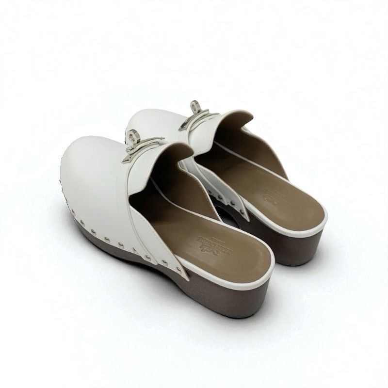 Hermes Carlotta Sandals Shoes Leather White Silver Kelly Hardware Sabo Mule